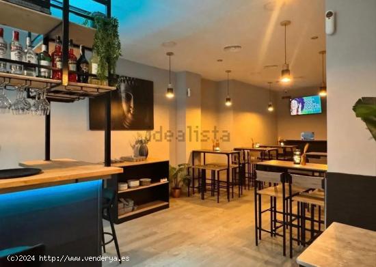  TRASPASO DE EXCELENTE LOCAL COMERCIAL CON LICENCIA RESTAURANTE - ALICANTE 