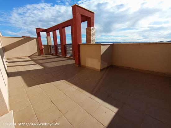 Ático a estrenar con dos terrazas en el centro de Puerto Lumbreras - MURCIA