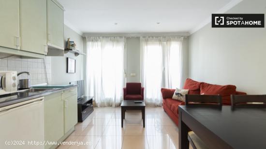 Precioso apartamento de 2 dormitorios con terraza en alquiler cerca de la emblemática Gran Vía en 