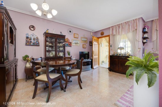 Casa en venta en Torrevieja (Alicante)