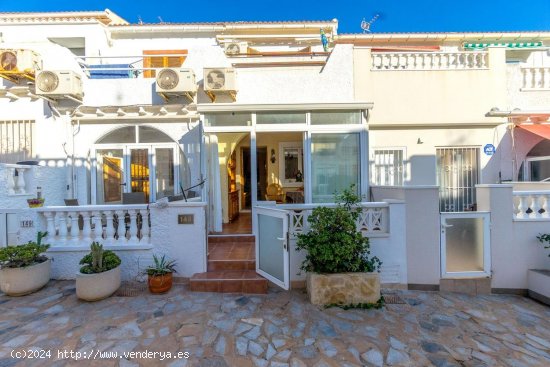  Casa en venta en Torrevieja (Alicante) 