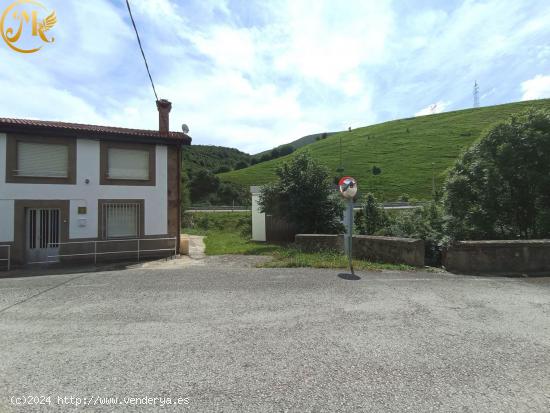 SANTIURDE DE REINOSA. GRAN CASA ESQUINERA CON NAVE. BUEN ESTADO. TEJADO NUEVO - CANTABRIA