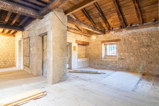 VENTA CASONA (1790)  EN VALLE CABUÉRNIGA - CANTABRIA. - CANTABRIA