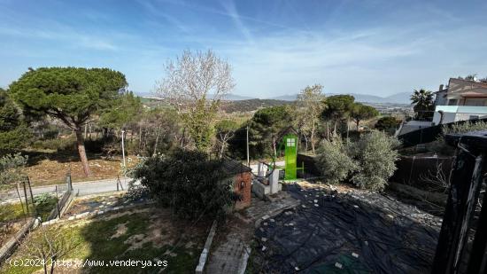 Terreno urbano con vistas despejadas en Vilanova del Valles - BARCELONA