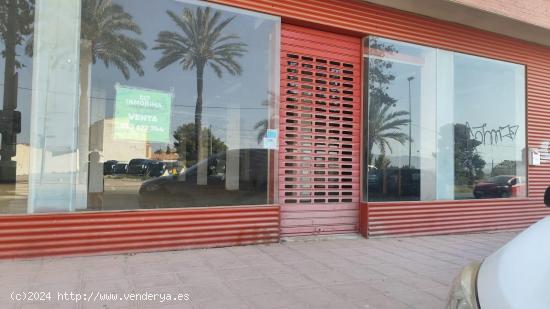 Local Comercial en Totana - MURCIA