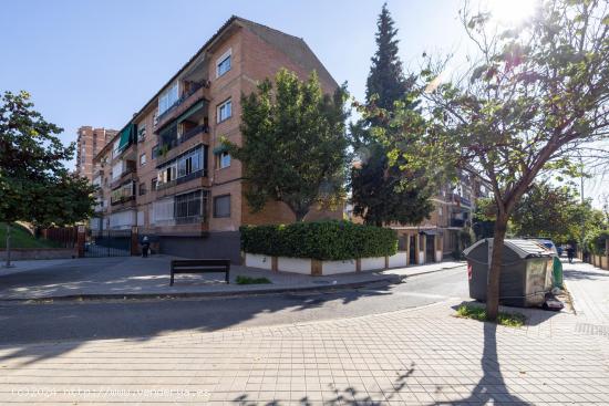  !!FABULOSA VIVIENDA JUNTO TRÁFICO!! - GRANADA 