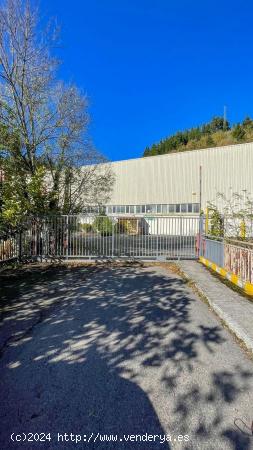  Excelente Ubicación y Espacio: Nave Industrial en Venta con 8000 m2 en Eskoriatza  - GUIPUZCOA