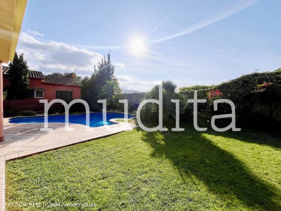 Unifamiliar aislada en venta  en Llinars del Vallès - Barcelona