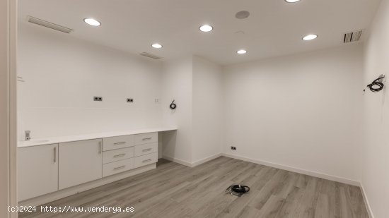 Local comercial en alquiler  en Barcelona - Barcelona