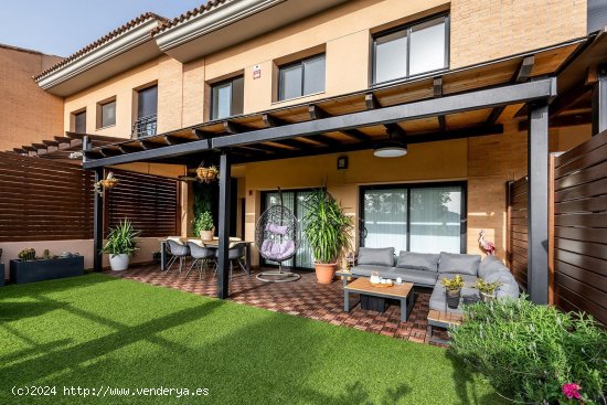 Unifamiliar adosada en venta  en Sant Esteve Sesrovires - Barcelona