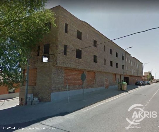 EDIFICIO EN CONSTRUCCIÓN EN CAMARENA