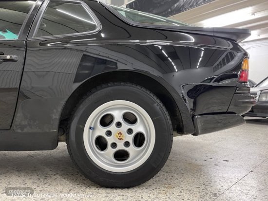 Porsche 944 S de 1988 con 61.088 Km por 19.990 EUR. en Barcelona