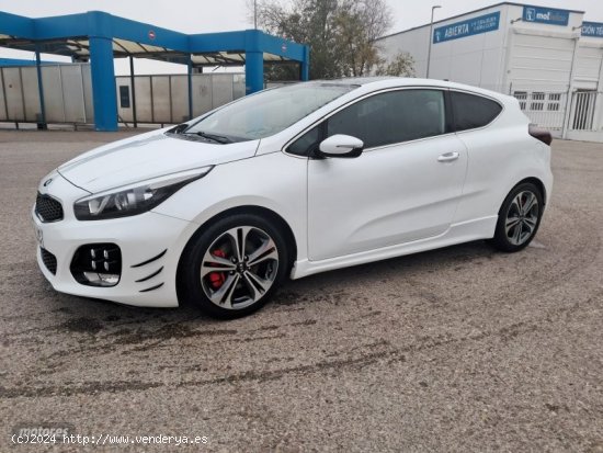 Kia Pro Ceed GT LINE de 2018 con 170.000 Km por 12.975 EUR. en Madrid