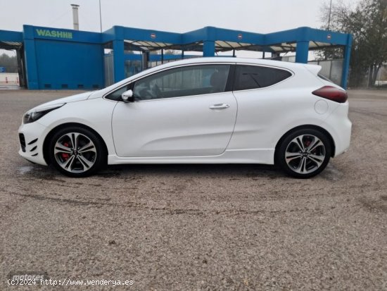 Kia Pro Ceed GT LINE de 2018 con 170.000 Km por 12.975 EUR. en Madrid