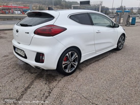 Kia Pro Ceed GT LINE de 2018 con 170.000 Km por 12.975 EUR. en Madrid