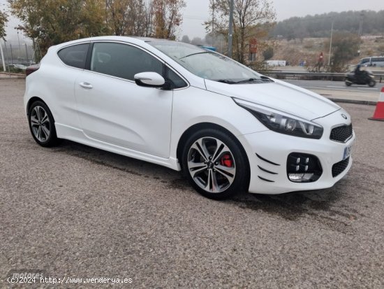 Kia Pro Ceed GT LINE de 2018 con 170.000 Km por 12.975 EUR. en Madrid