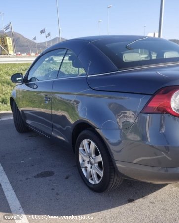 Volkswagen Eos 2.1 exellance de 2007 con 176.000 Km por 5.000 EUR. en Girona