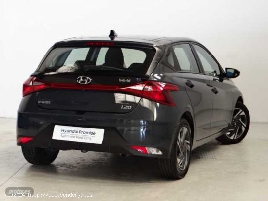 Hyundai i20 1.0 TGDI Klass 100 de 2022 con 24.500 Km por 16.500 EUR. en Valladolid