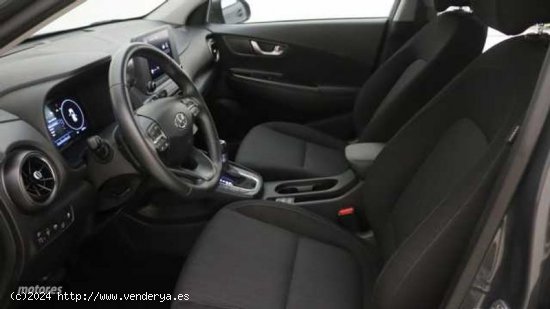 Hyundai Kona 1.6 GDI DT Maxx de 2023 con 23.550 Km por 24.500 EUR. en Huelva