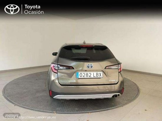 Toyota Corolla Touring Sports 180h Trek de 2019 con 111.129 Km por 21.900 EUR. en MADRID