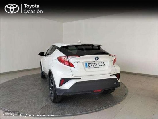 Toyota C-HR 125h Advance de 2019 con 53.314 Km por 21.600 EUR. en MADRID