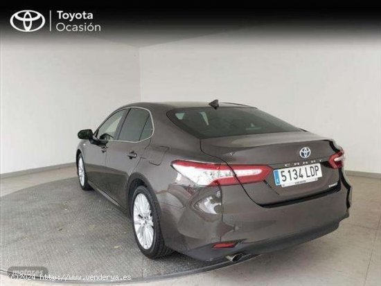 Toyota Camry Hibrido Luxury Aut. de 2019 con 59.135 Km por 28.990 EUR. en MADRID