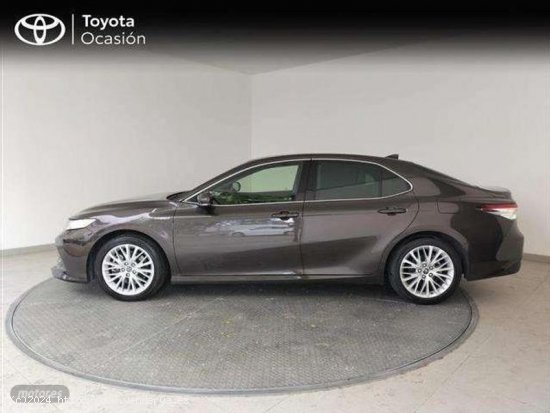 Toyota Camry Hibrido Luxury Aut. de 2019 con 59.135 Km por 28.990 EUR. en MADRID