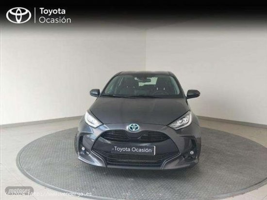 Toyota Yaris 120h 1.5 Style de 2022 con 76.474 Km por 20.700 EUR. en MADRID