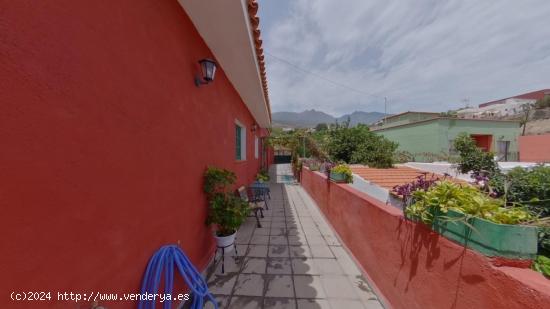 SE VENDE CHALET EN GÜÍMAR - SANTA CRUZ DE TENERIFE