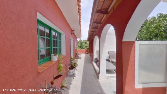 SE VENDE CHALET EN GÜÍMAR - SANTA CRUZ DE TENERIFE