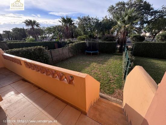 MAGNIFICO ADOSADO EN VENTA EN VILLANUEVA GOLF - CADIZ