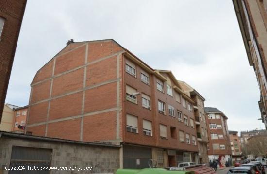 Piso en venta en Calle Cosme Andrade, Ponferrada - LEON