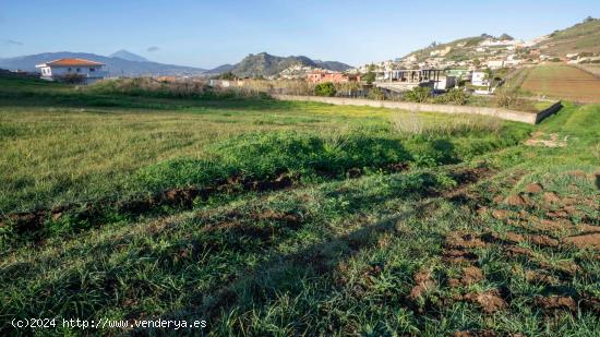 Oportunidad: Terreno Rústico con Vistas al Teide en Jardina, San Cristóbal de La Laguna - SANTA CR