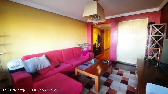 Piso céntrico de 3 dormitorios - PONTEVEDRA