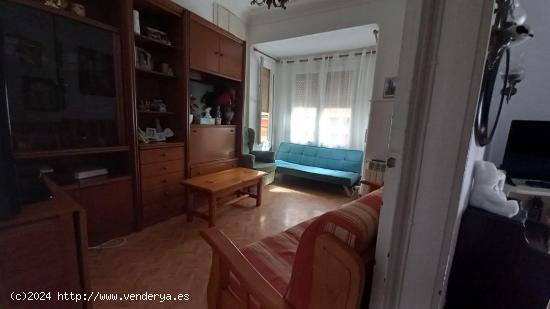 VENTA CASA CALLE HILARIÓN - ZARAGOZA