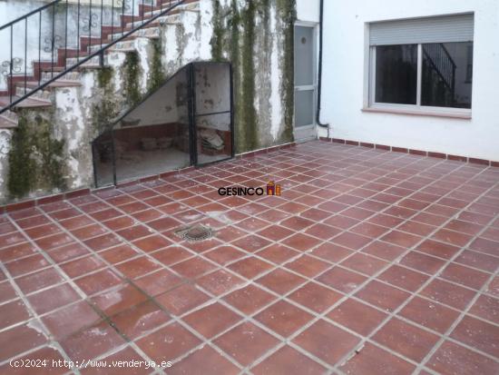 CASA CON GRAN PATIO EN VENTA EN ONTINYENT - VALENCIA