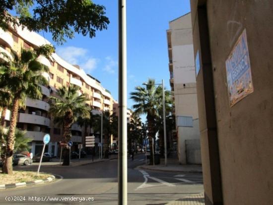 LOCAL COMERCIAL CHAFLÁN DIÁFANO - VALENCIA