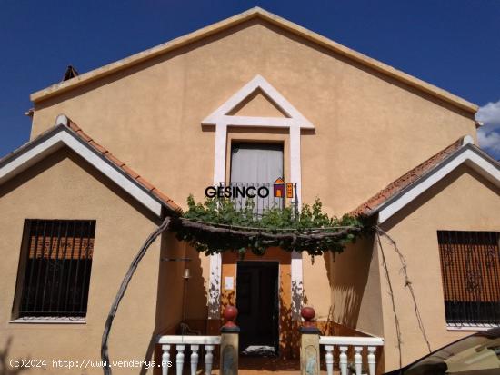 CHALET EN VENTA EN ONTINYENT - ZONA LA FAROLA - VALENCIA