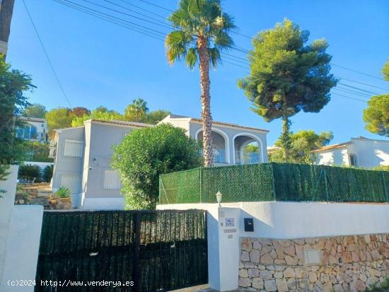  Villa reformada en Javea con 4 dorm y vistas al mar - ALICANTE 