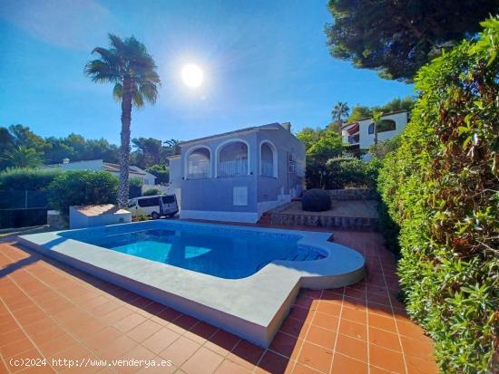 Villa reformada en Javea con 4 dorm y vistas al mar - ALICANTE