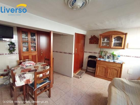 ACOGEDORA CASA EN HUERTA DE REY - BURGOS