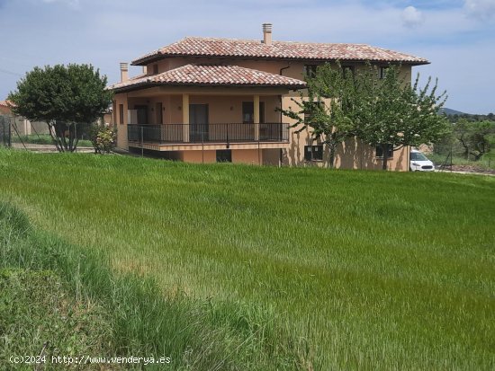  Chalet en venta en Monroyo (Teruel) 