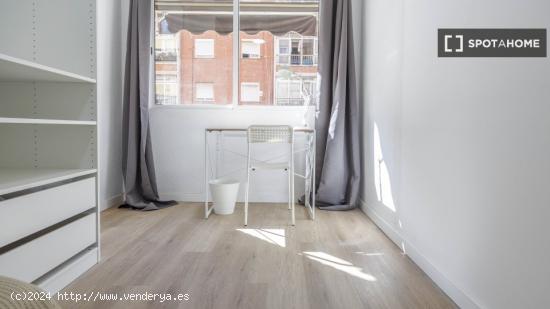 Habitación en piso compartido en valència - VALENCIA