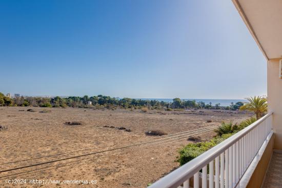 Apartamento con vistas al mar a 600 metros de la playa - ALICANTE