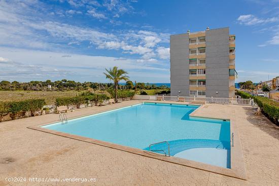 Apartamento con vistas al mar a 600 metros de la playa - ALICANTE