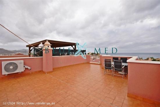 CHALET CON VISTAS AL MAR Y A LA PISCINA EN MOJÓN HILLS - MURCIA