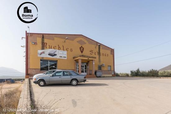  NAVE INDUSTRIAL EN VENTA -- IZNALLOZ CTRA BAILÉN MOTRIL - GRANADA 