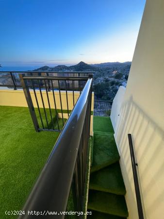 Villa con Impresionantes Vistas al Mar y a las Montañas en Villajoyosa - ALICANTE