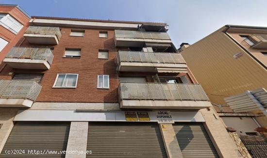 VENTA DE PISO + TRASTERO + GARAJE OKUPADOS en calella (Barcelona) - BARCELONA