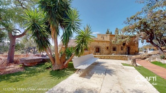 Espectacular masía completamente renovada del siglo XIV en Palau-Saverdera, Costa Brava